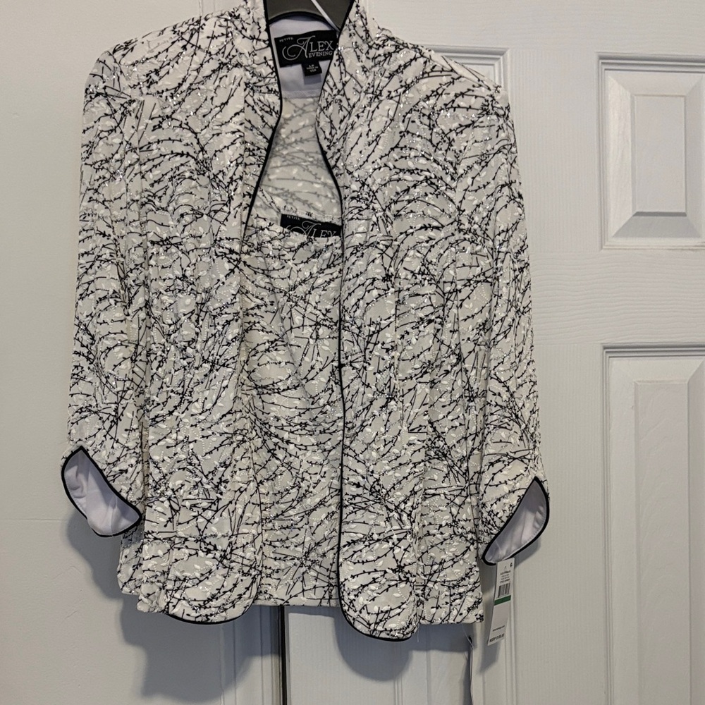 Alex Evenings Women's Elegant Black and White Blazer